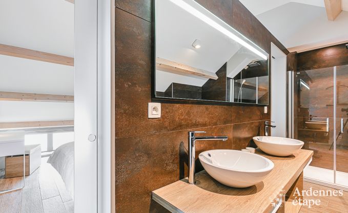 Maison de vacances  Doische : sjour confortable pour 19 personnes avec salle de jeux, jardin priv et proche de Dinant