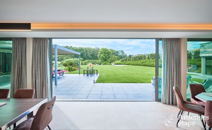 Maison de vacances  Doische : sjour confortable pour 19 personnes avec salle de jeux, jardin priv et proche de Dinant