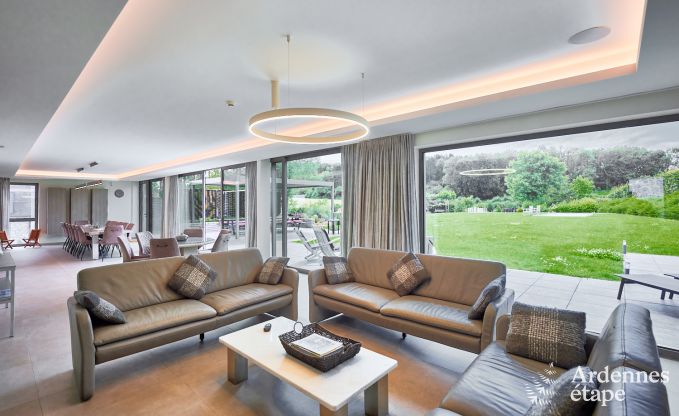 Maison de vacances  Doische : sjour confortable pour 19 personnes avec salle de jeux, jardin priv et proche de Dinant