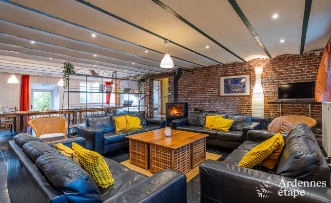 Maison de vacances � Drubuy (M�an), Ardenne, 7 chambres, 3 salles de bain, 19 personnes, jardin privatif, �quipements enfants et loisirs