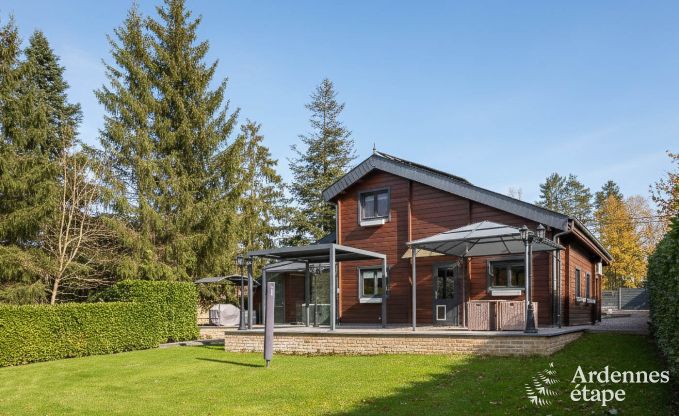 Grande maison de vacances prs de Durbuy pour 9 personnes avec jacuzzi couvert, jardin cltur et espace de jeux