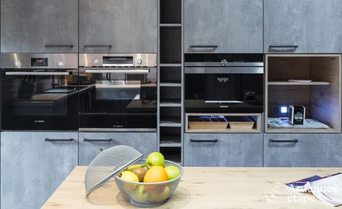 Grande maison de vacances prs de Durbuy pour 9 personnes avec jacuzzi couvert, jardin cltur et espace de jeux