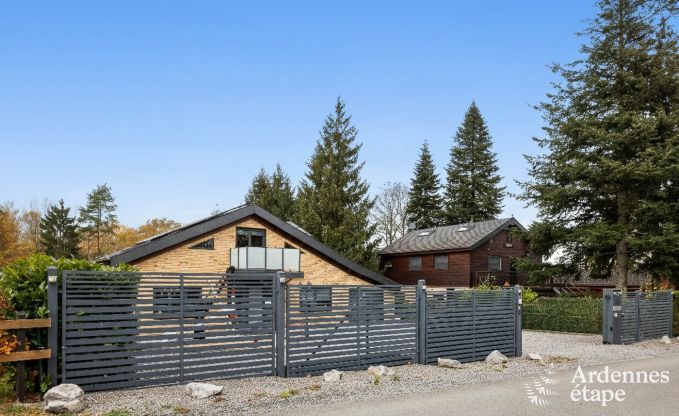 Grande maison de vacances prs de Durbuy pour 9 personnes avec jacuzzi couvert, jardin cltur et espace de jeux