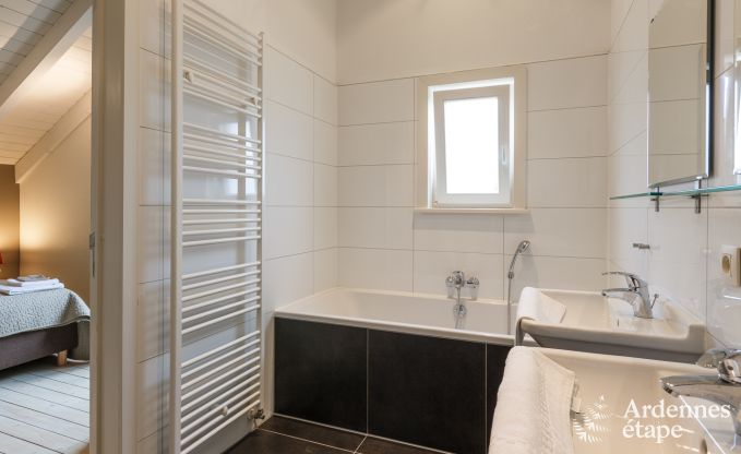 Chalet � Durbuy pour 18 personnes en Ardenne