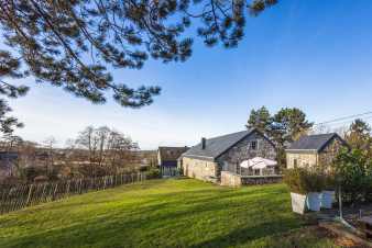 Gîte de vacances finition bois à la ferme pour 9 pers. à louer à Durbuy