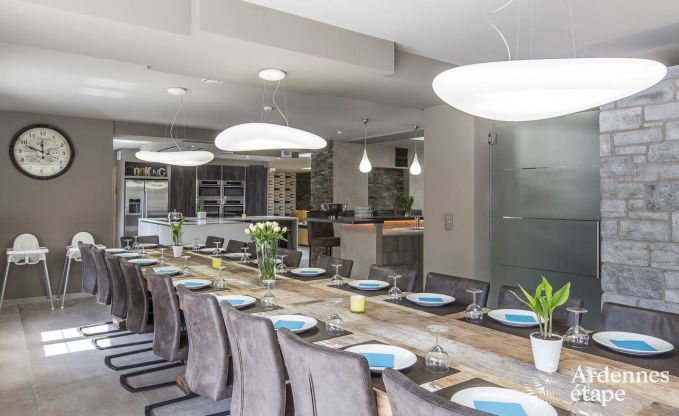 Maison de vacances � Durbuy pour 22 personnes en Ardenne