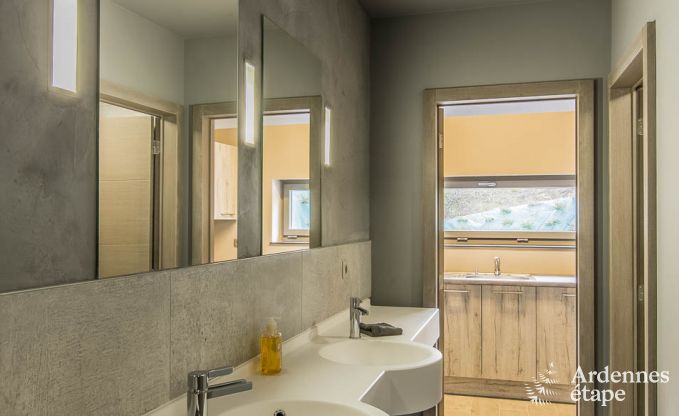 Maison de vacances � Durbuy pour 22 personnes en Ardenne