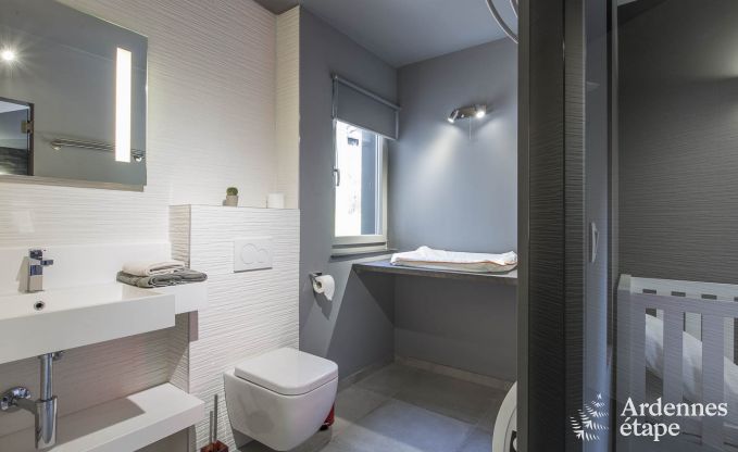 Maison de vacances � Durbuy pour 22 personnes en Ardenne