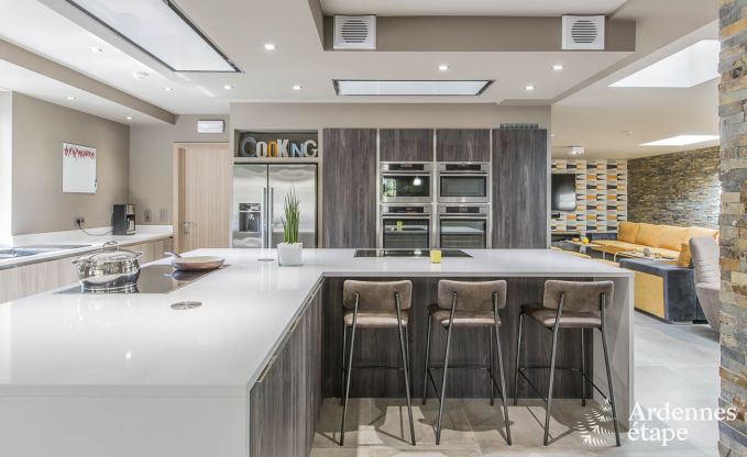 Maison de vacances � Durbuy pour 22 personnes en Ardenne