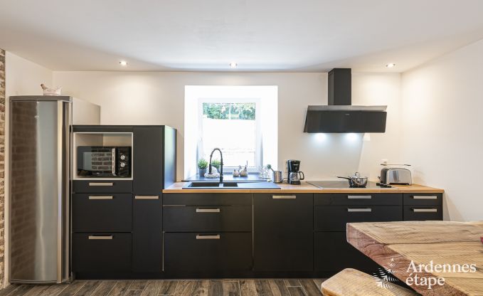 Maison de vacances � Durbuy pour 14 personnes avec 5 chambres, 4 salles de bain et jardin priv�