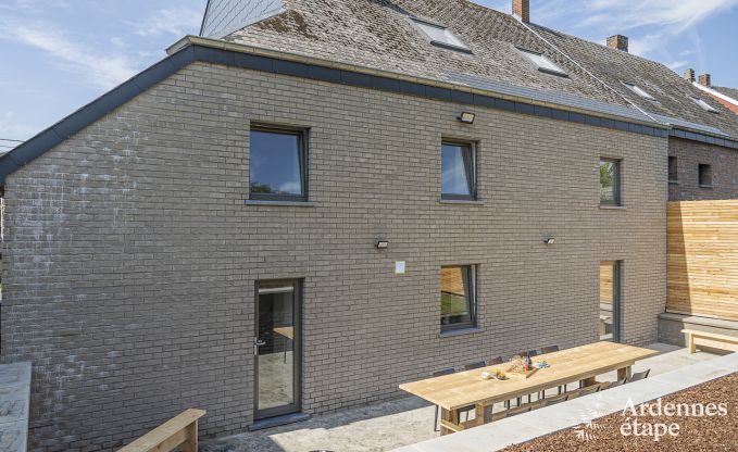 Maison de vacances � Durbuy pour 14 personnes avec 5 chambres, 4 salles de bain et jardin priv�