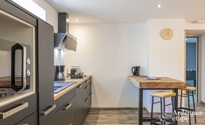 Maison de vacances � Durbuy pour 14 personnes avec 5 chambres, 4 salles de bain et jardin priv�