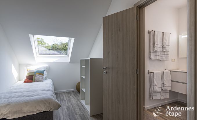 Maison de vacances � Durbuy pour 14 personnes avec 5 chambres, 4 salles de bain et jardin priv�