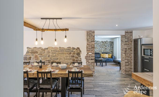 Maison de vacances � Durbuy pour 14 personnes avec 5 chambres, 4 salles de bain et jardin priv�