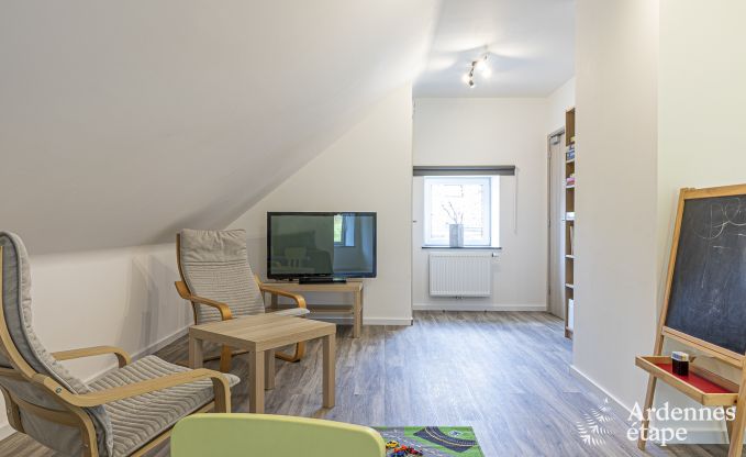 Maison de vacances � Durbuy pour 14 personnes avec 5 chambres, 4 salles de bain et jardin priv�