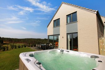 Maison de vacances  Durbuy pour 6 personnes avec jacuzzi et jardin - Votre chien est le bienvenu.