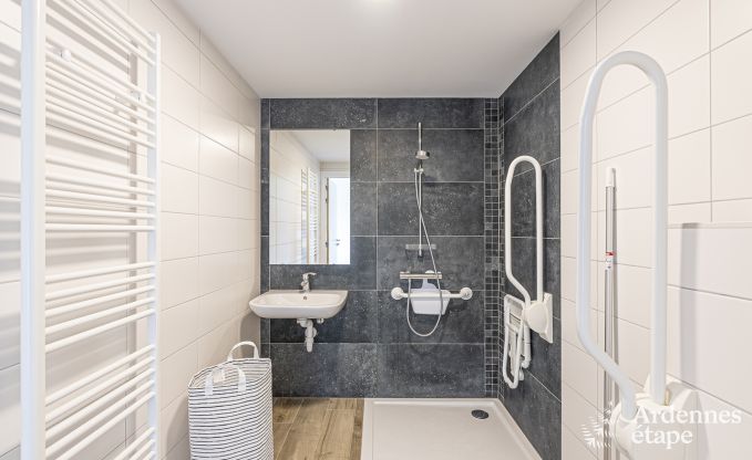 Maison de vacances � Durbuy pour 16 personnes en Ardenne