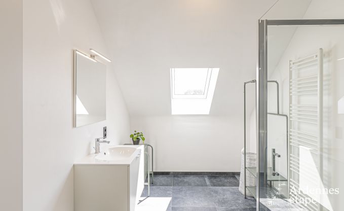 Maison de vacances � Durbuy pour 16 personnes en Ardenne