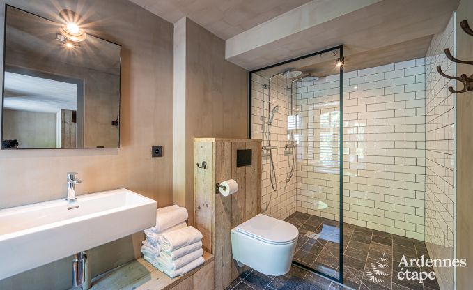 Maison de vacances � Durbuy pour 22 personnes en Ardenne