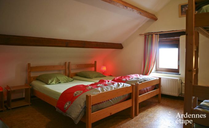 Grande maison de vacances  la ferme  Durbuy, 8 chambres, 7 salles de bain, jardin priv, quipements pour familles et cyclistes, Ardenne