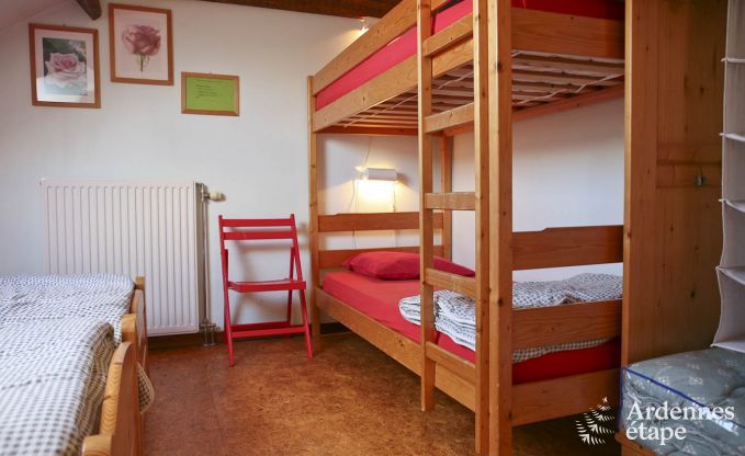 Grande maison de vacances  la ferme  Durbuy, 8 chambres, 7 salles de bain, jardin priv, quipements pour familles et cyclistes, Ardenne