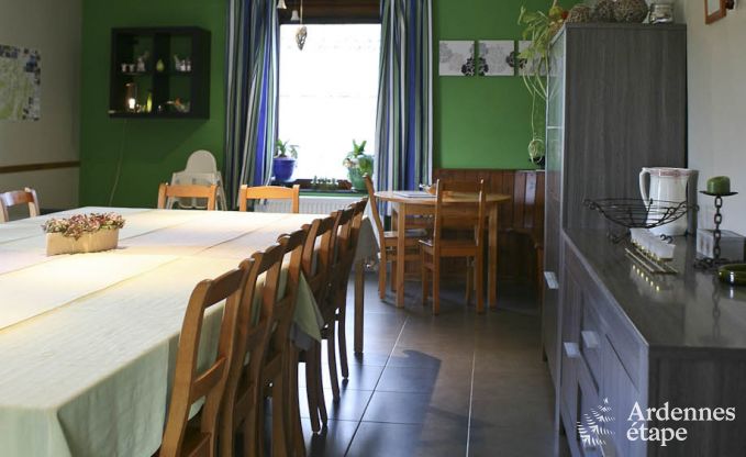 Grande maison de vacances  la ferme  Durbuy, 8 chambres, 7 salles de bain, jardin priv, quipements pour familles et cyclistes, Ardenne