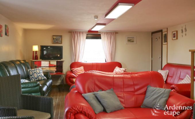 Grande maison de vacances  la ferme  Durbuy, 8 chambres, 7 salles de bain, jardin priv, quipements pour familles et cyclistes, Ardenne