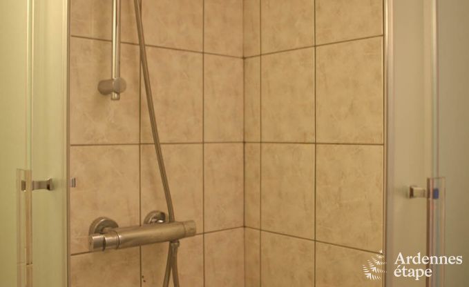 Grande maison de vacances � la ferme � Durbuy, 8 chambres, 7 salles de bain, jardin priv�, �quipements pour familles et cyclistes, Ardenne