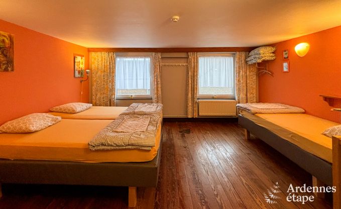 Grande maison de vacances � la ferme � Durbuy, 8 chambres, 7 salles de bain, jardin priv�, �quipements pour familles et cyclistes, Ardenne