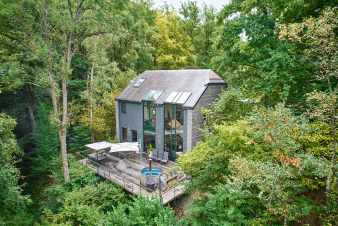 Magnifique villa avec bain nordique pour 8 pers. prs du Golf de Durbuy