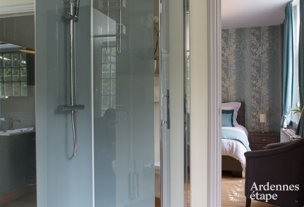 Villa de luxe  Durbuy : hbergement pour 15 personnes avec piscine, spa et nature en Ardenne