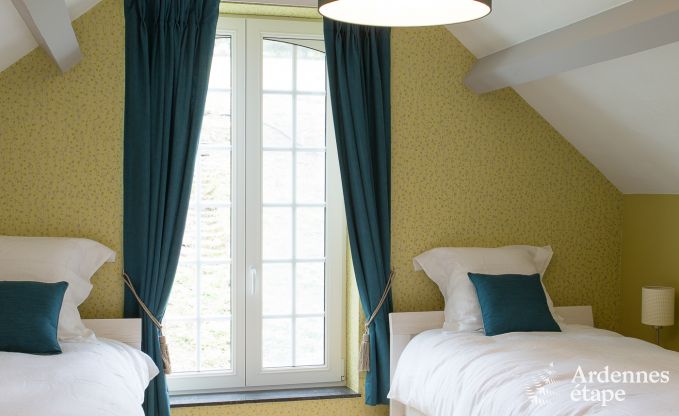 Villa de luxe � Durbuy : h�bergement pour 15 personnes avec piscine, spa et nature en Ardenne