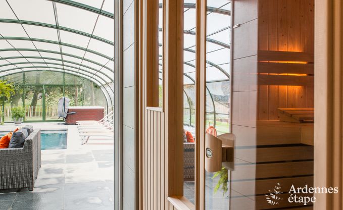 Villa de luxe � Durbuy : h�bergement pour 15 personnes avec piscine, spa et nature en Ardenne