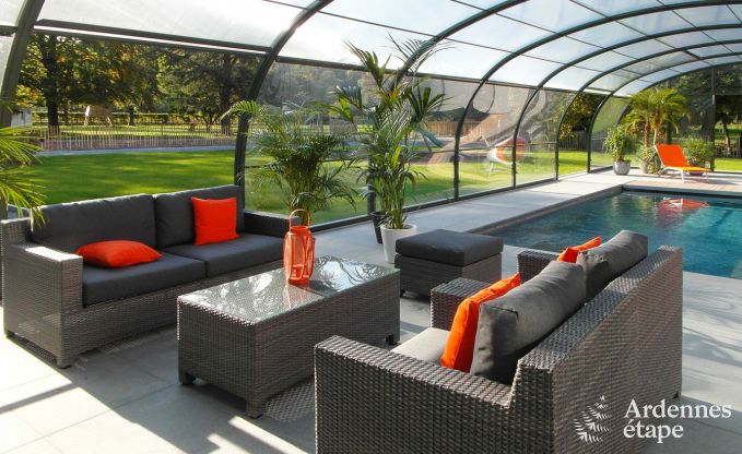 Villa de luxe � Durbuy : h�bergement pour 15 personnes avec piscine, spa et nature en Ardenne