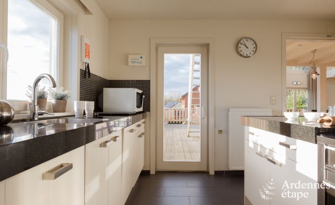 Chalet � Durbuy pour 18 personnes en Ardenne