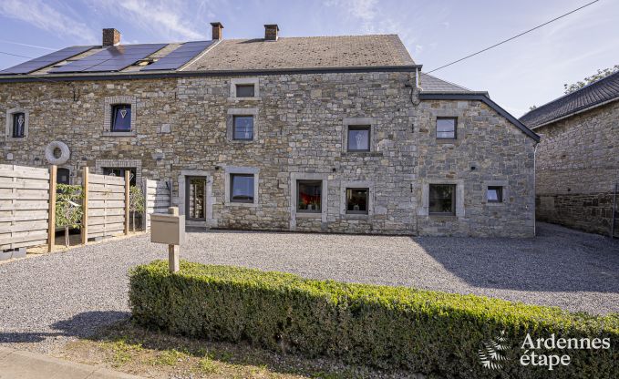 Maison de vacances  Durbuy pour 14 personnes avec 5 chambres, 4 salles de bain et jardin priv
