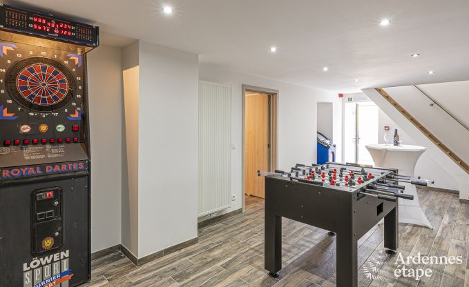 Maison de vacances  Durbuy pour 14 personnes avec 5 chambres, 4 salles de bain et jardin priv
