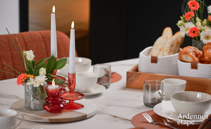 Maison de vacances avec jacuzzi et int�rieur moderne � Durbuy, id�al pour 2 couples ou famille de 4