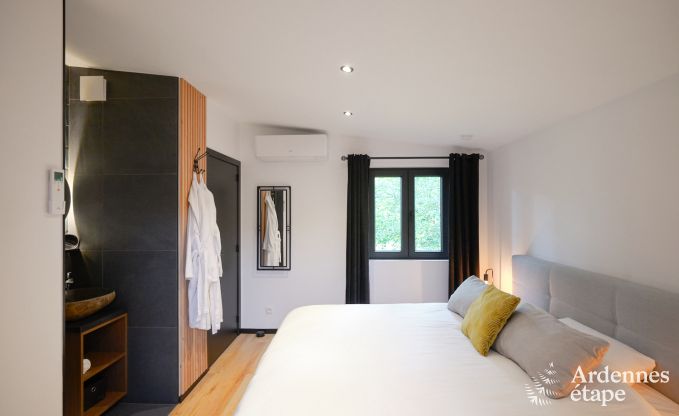 Maison de vacances avec jacuzzi et int�rieur moderne � Durbuy, id�al pour 2 couples ou famille de 4