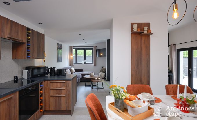Maison de vacances avec jacuzzi et int�rieur moderne � Durbuy, id�al pour 2 couples ou famille de 4