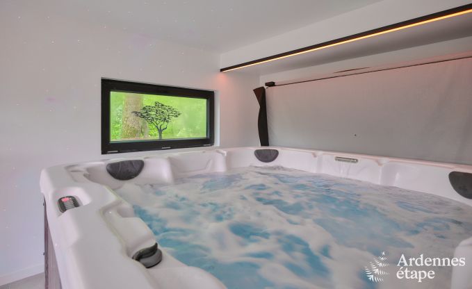 Maison de vacances avec jacuzzi et int�rieur moderne � Durbuy, id�al pour 2 couples ou famille de 4