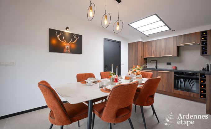 Maison de vacances avec jacuzzi et int�rieur moderne � Durbuy, id�al pour 2 couples ou famille de 4