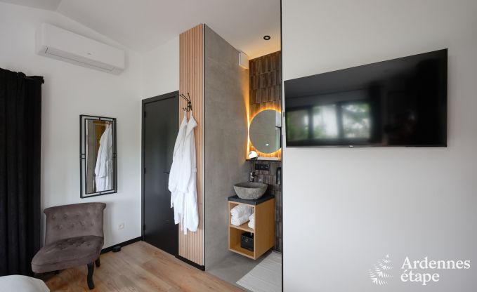 Maison de vacances avec jacuzzi et int�rieur moderne � Durbuy, id�al pour 2 couples ou famille de 4