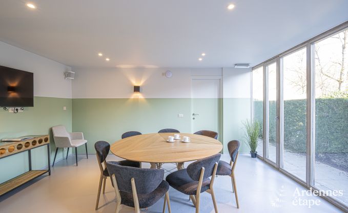 Sjour mmorable  Durbuy : Maison de vacances spacieuse pour 18 personnes avec quipements de luxe en plein cur de l'Ardenne