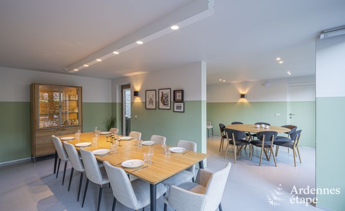 Sjour mmorable  Durbuy : Maison de vacances spacieuse pour 18 personnes avec quipements de luxe en plein cur de l'Ardenne