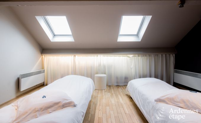 Sjour mmorable  Durbuy : Maison de vacances spacieuse pour 18 personnes avec quipements de luxe en plein cur de l'Ardenne