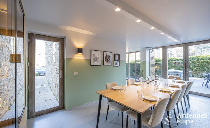 Sjour mmorable  Durbuy : Maison de vacances spacieuse pour 18 personnes avec quipements de luxe en plein cur de l'Ardenne