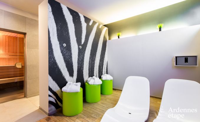 Sjour mmorable  Durbuy : Maison de vacances spacieuse pour 18 personnes avec quipements de luxe en plein cur de l'Ardenne