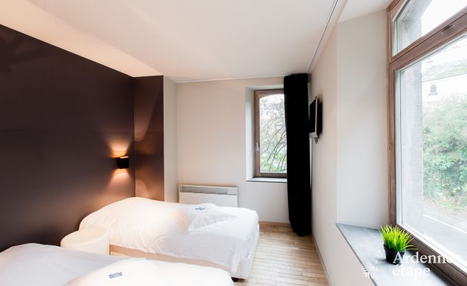 Sjour mmorable  Durbuy : Maison de vacances spacieuse pour 18 personnes avec quipements de luxe en plein cur de l'Ardenne