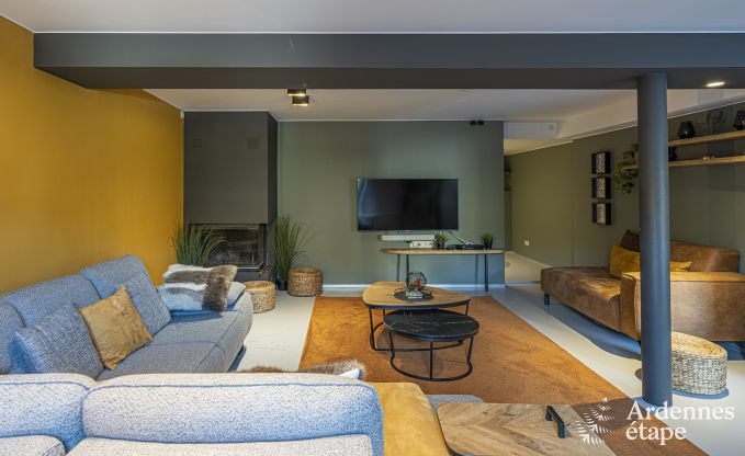 Sjour mmorable  Durbuy : Maison de vacances spacieuse pour 18 personnes avec quipements de luxe en plein cur de l'Ardenne